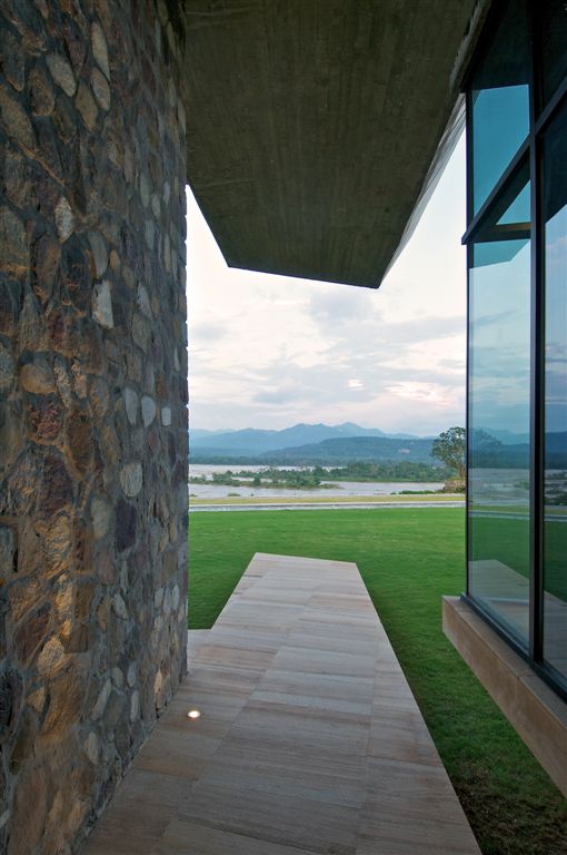 Rishikesh House / Rajiv Saini