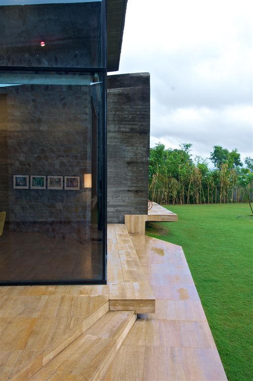 Rishikesh House / Rajiv Saini
