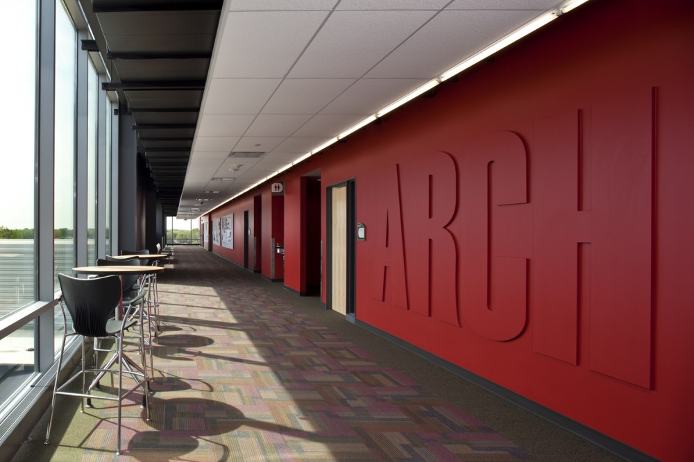 College of DuPage Technology Education Center / DeStefano Partners