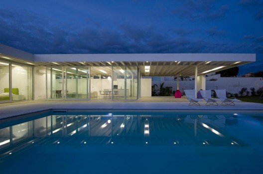 Villa GM / Architrend Architecture (7)