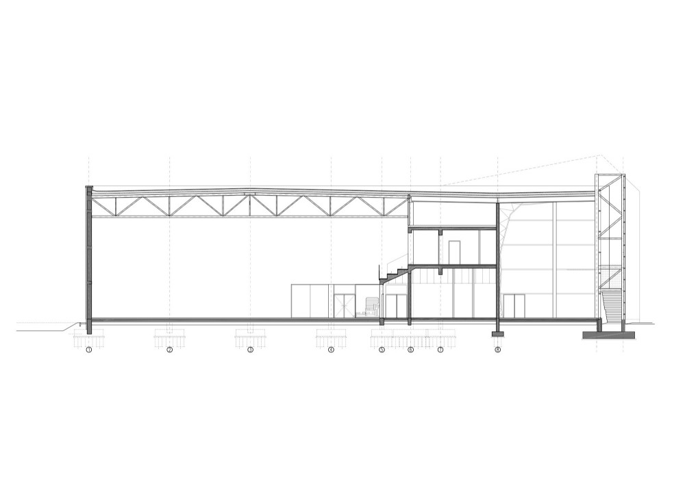 High School Sport and Leisure Building / Major Architekci
