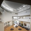 Cleveland State University Student Center / Gwathmey Siegel & Associates Architects with Braun & Steidl Architects (3) Cleveland State University Student Center / Gwathmey Siegel & Associates Architects with Braun & Steidl Architects (3) © Brad Feinknopf