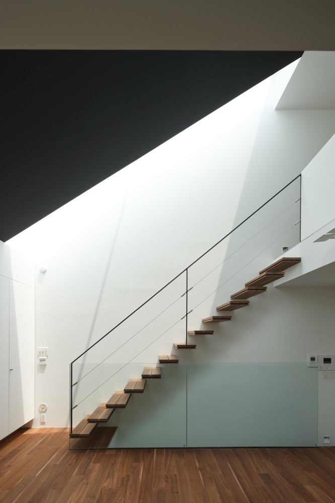 RAY House / Apollo Architects & Associates