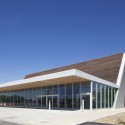 Monconseil Sports Hall / Explorations Architecture (17)