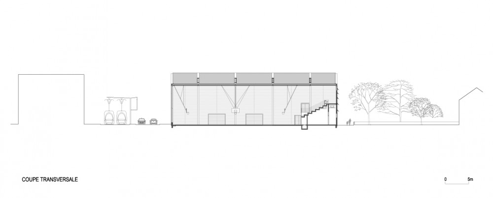 Monconseil Sports Hall / Explorations Architecture