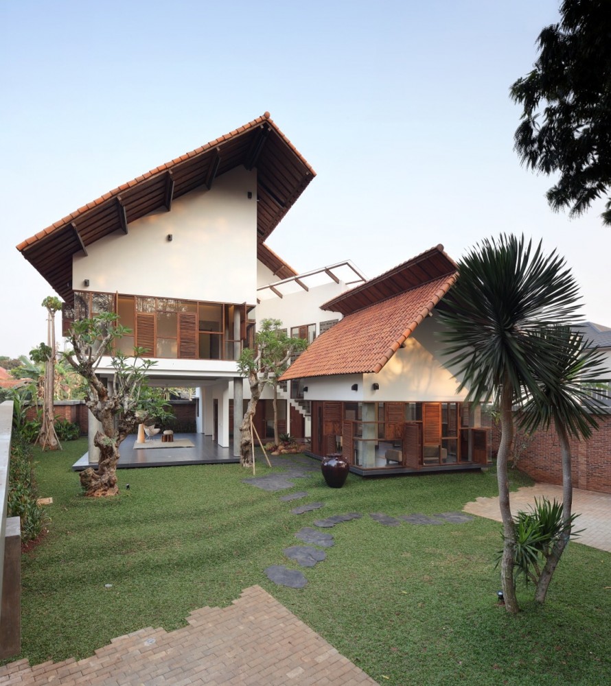 Distort House / TWS & Partners