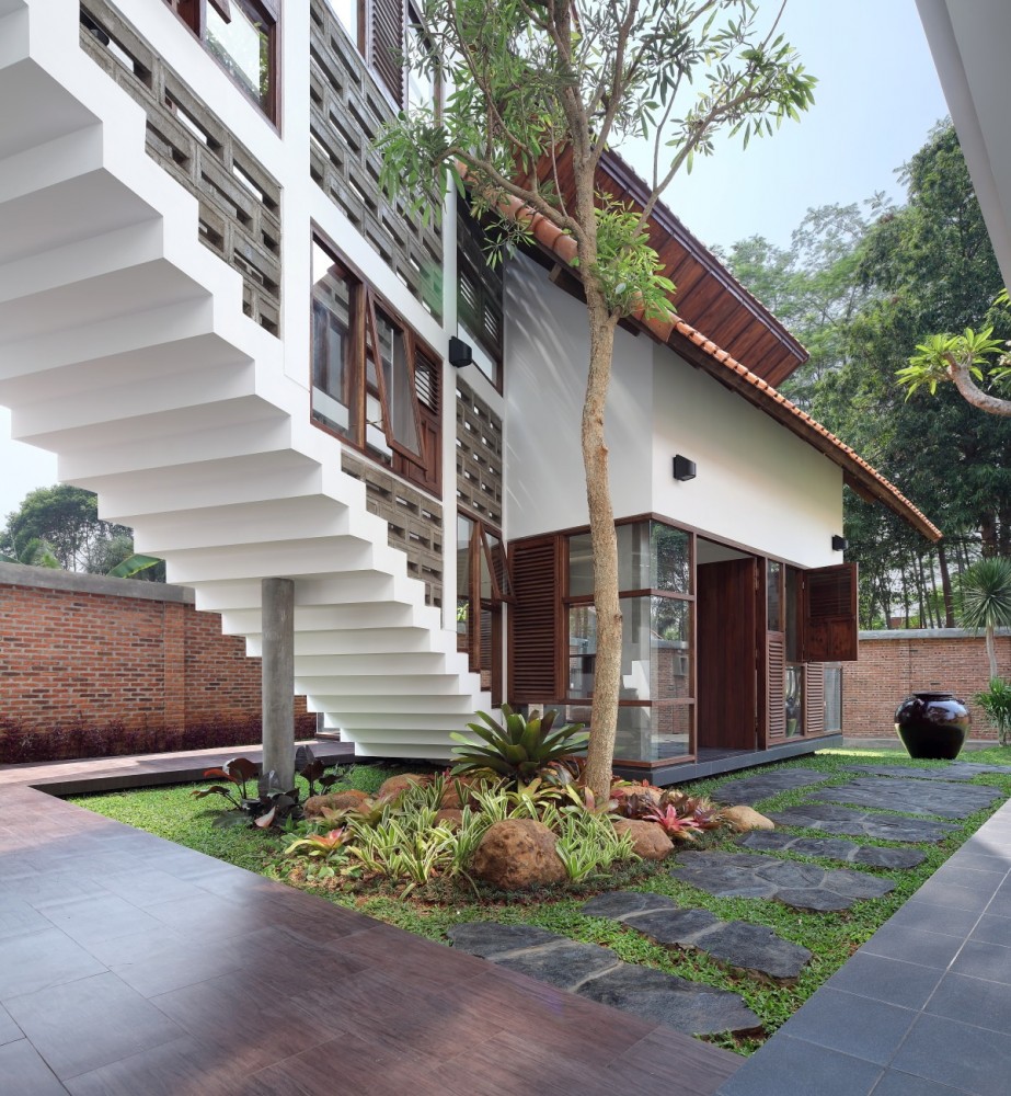 Distort House / TWS & Partners