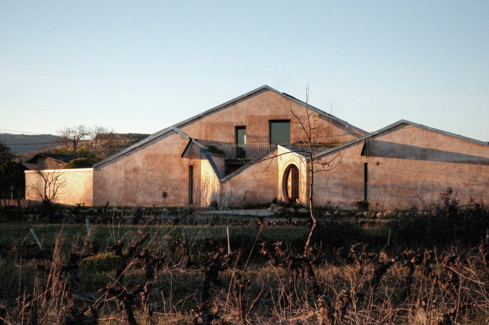 House at León / ALARCÓN + ASOCIADOS