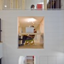 House in Musashisakai / Upsetters Architects (2) House in Musashisakai / Upsetters Architects (2) Courtesy of Upsetters Architects