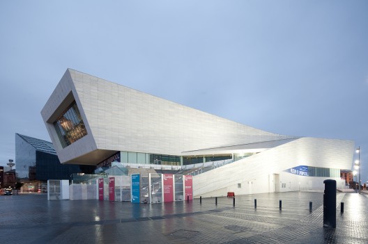 Another look at 3XN's Museum of Liverpool (12)