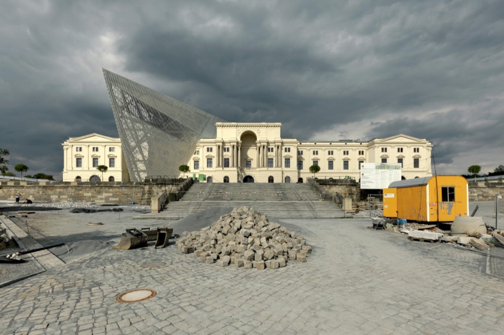 Dresden’s Military History Museum / Daniel Libeskind