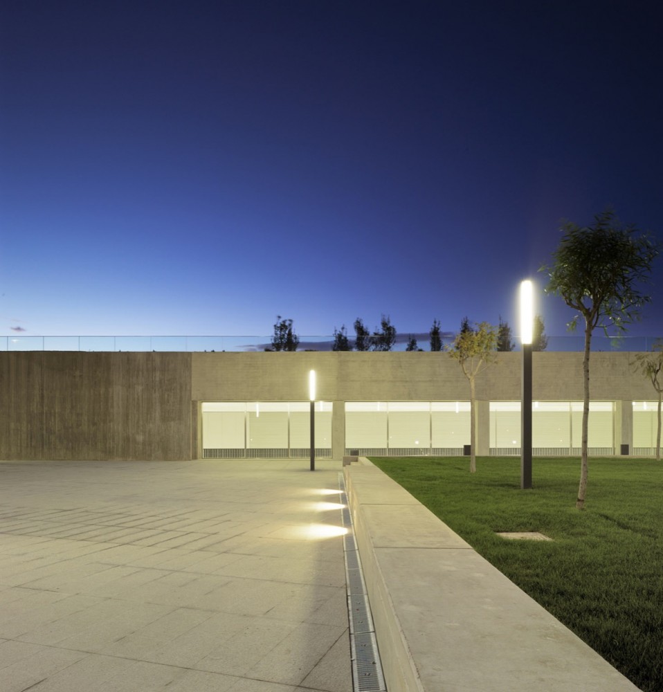 Palmaret-Alboraya Train Station / Rstudio