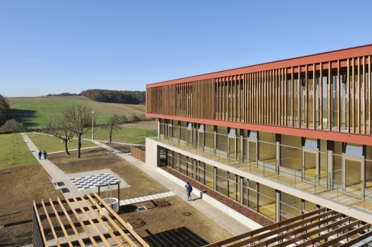 The Hodoš Centre for the Elderly / Ravnikar Potokar (10)