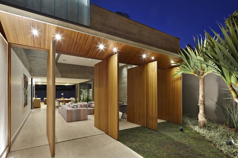 Belvedere Residence / Anastasia Arquitetos