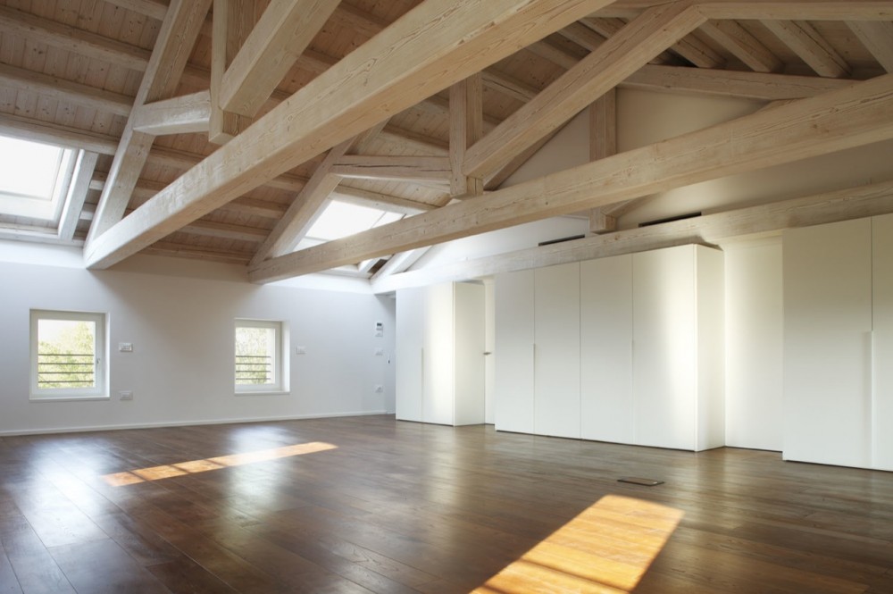 Renovation of a Farmhouse / EXiT architetti associati