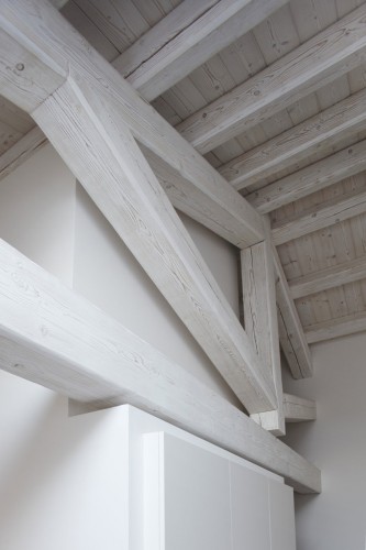 Renovation of a Farmhouse / EXiT architetti associati (12)
