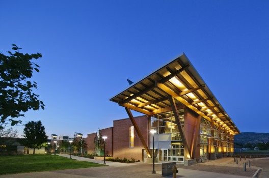 Okanagan College Centre of Excellence in Sustainable Building Technologies and Renewable Energy Conservation / CEI (14)