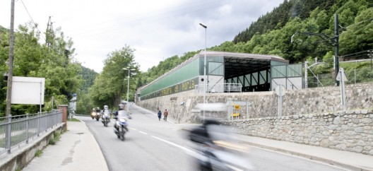 Train Store in Ribes de Freser / Sau Taller d'Arquitectura (13)