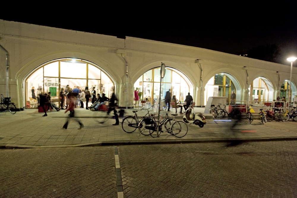 Mini Mall / PEÑA architecture + AFARAI