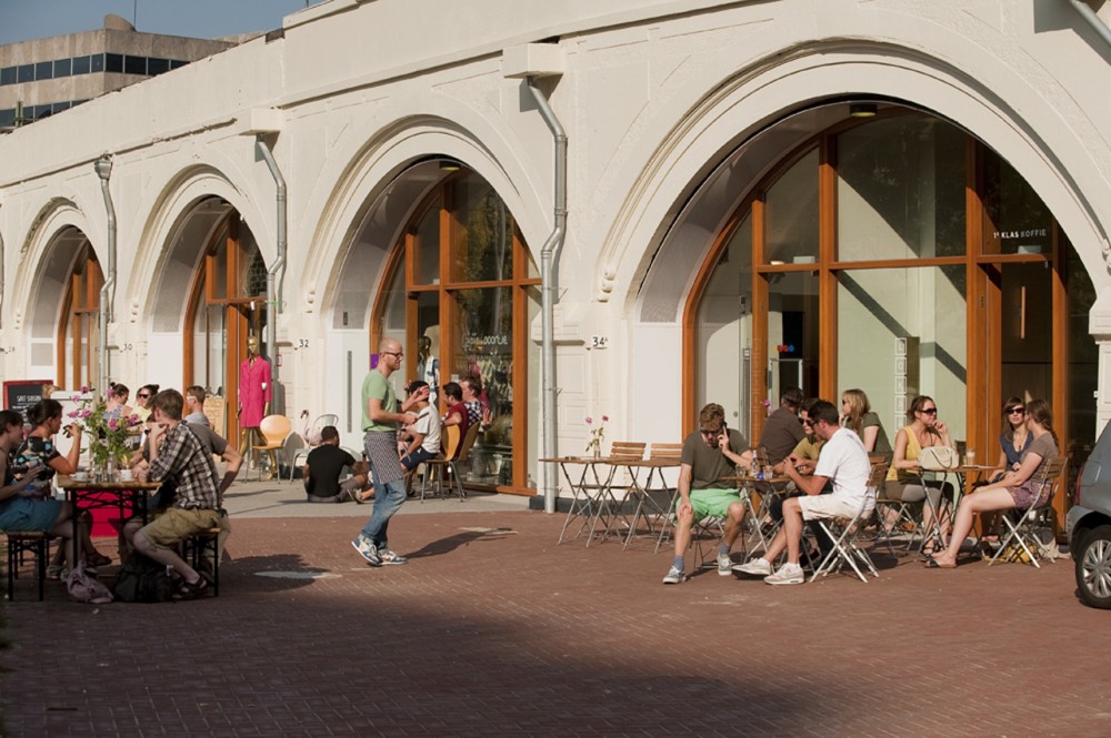 Mini Mall / PEÑA architecture + AFARAI