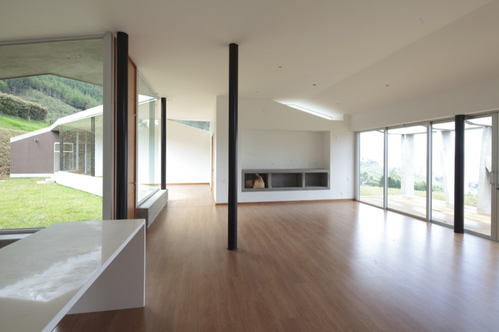 Casa M / Plan B Arquitectos