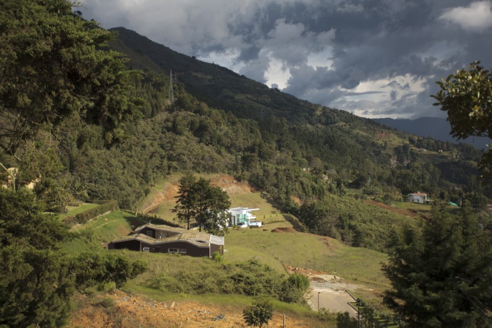 Casa M / Plan B Arquitectos