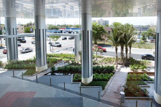 University of Miami Life Science & Technology Park / ZGF Architects (9)