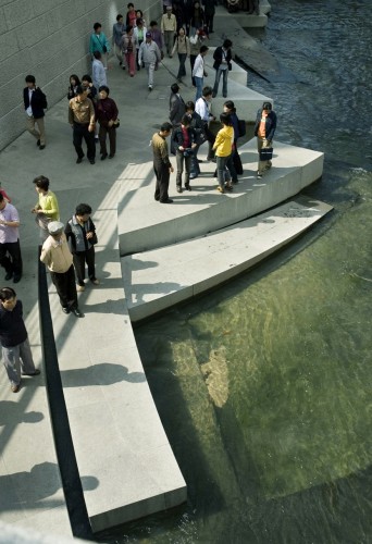 ChonGae Canal Restoration Project / Mikyoung Kim Design (21)