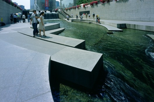 ChonGae Canal Restoration Project / Mikyoung Kim Design (19)
