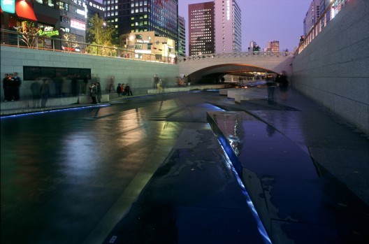 ChonGae Canal Restoration Project / Mikyoung Kim Design (11)