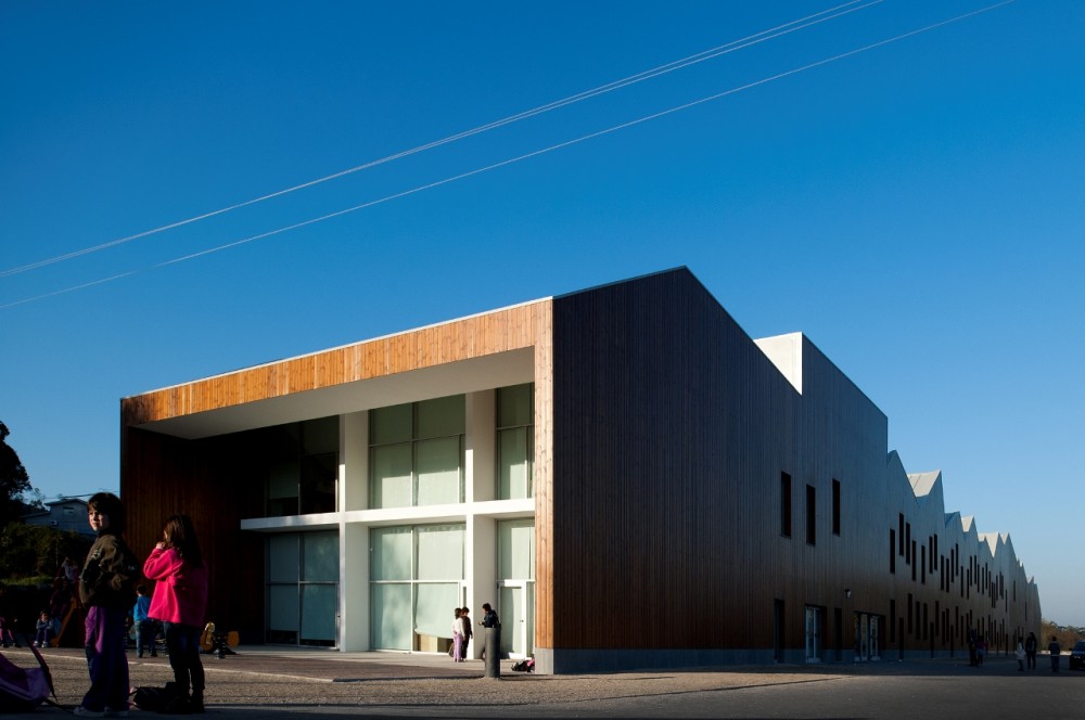 Mouriz School / Atelier Nuno Lacerda Lopes