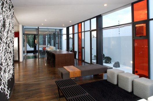La Casa del Lobo / Darkitectura (14)
