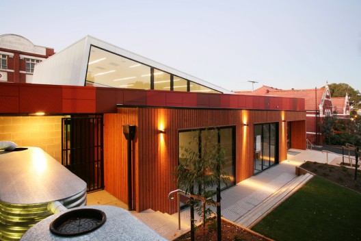 St Joseph’s Primary School / dKO Architecture (1)
