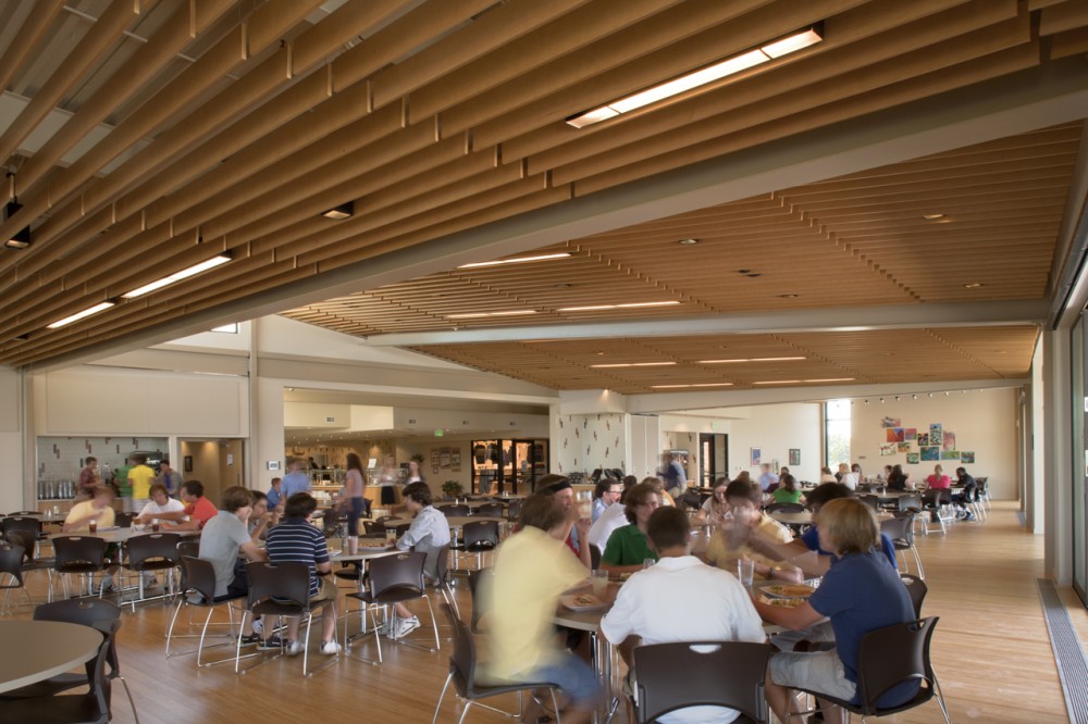 Kent Denver Dining Hall / Semple Brown Design