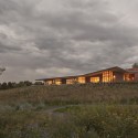 Kent Denver Dining Hall / Semple Brown Design (11) Kent Denver Dining Hall / Semple Brown Design (11) © Ron Pollard Photography