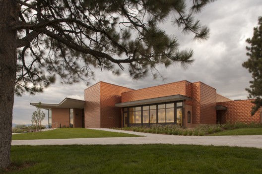 Kent Denver Dining Hall / Semple Brown Design (4)