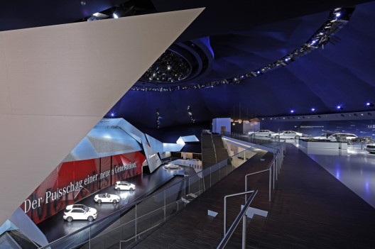 Mercedes-Benz at the IAA 2011 Frankfurt Festival Hall / Kauffmann Theilig & Partner (8)