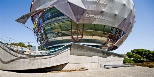 iGuzzini Illuminazione Spain Headquarters / MiAS Arquitectes (8)
