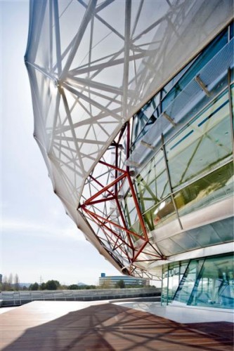 iGuzzini Illuminazione Spain Headquarters / MiAS Arquitectes (6)