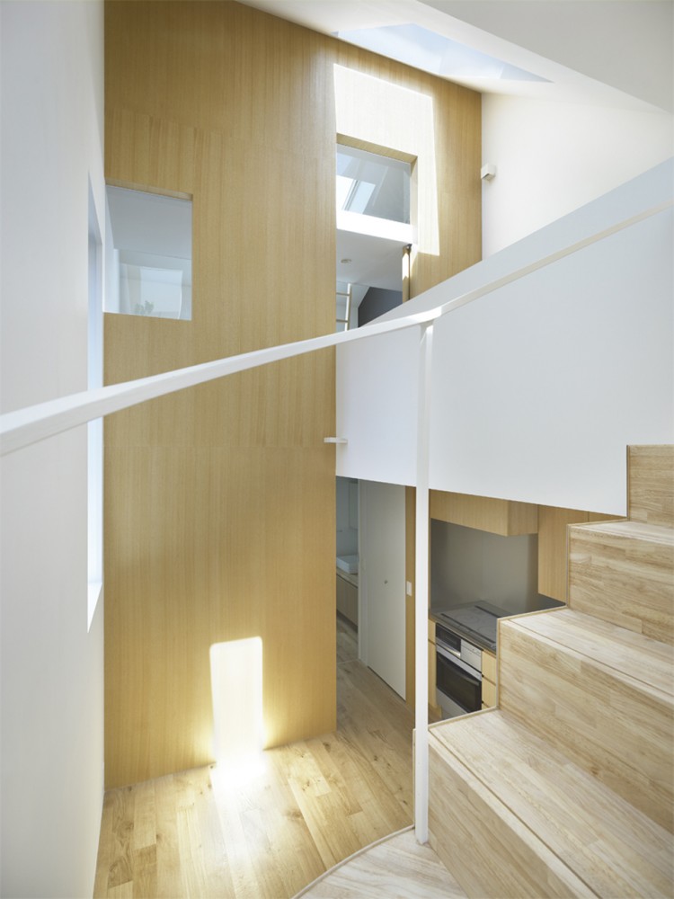 Gate / mihadesign