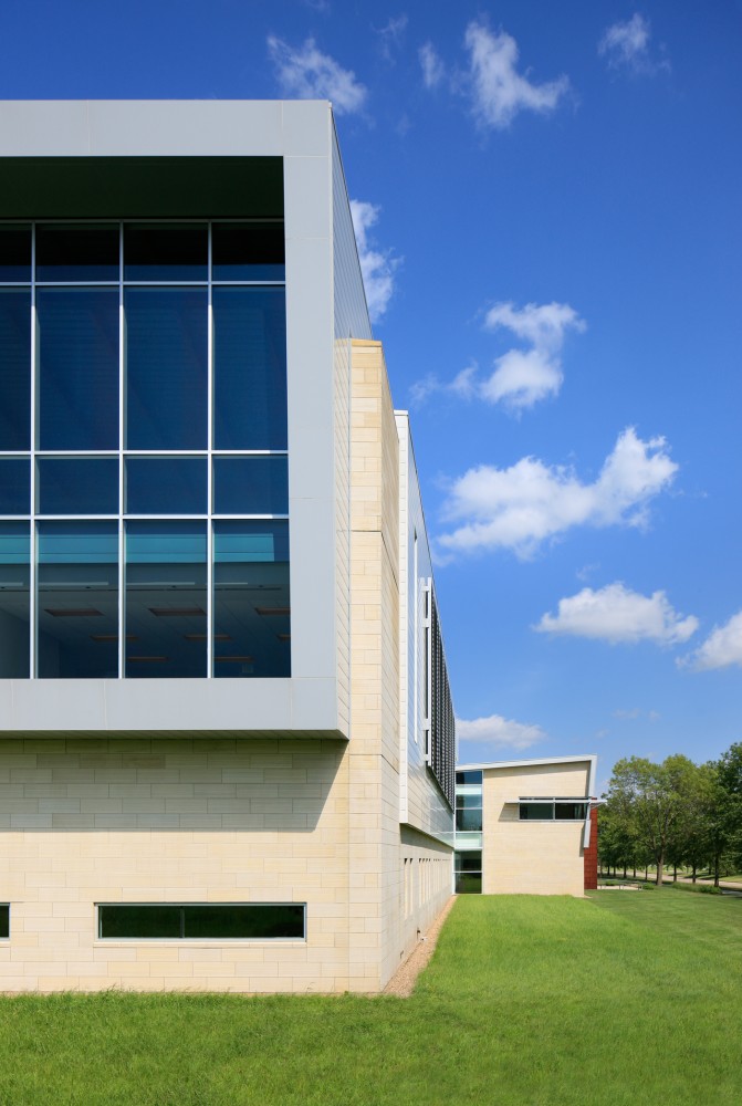University of Iowa BioVentures Center / OPN Architects