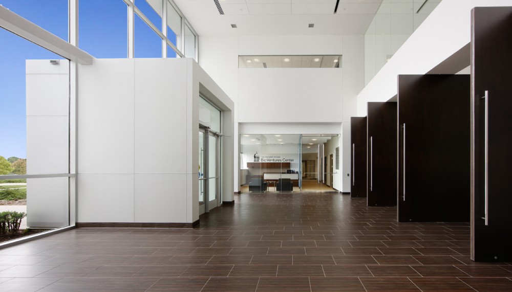 University of Iowa BioVentures Center / OPN Architects
