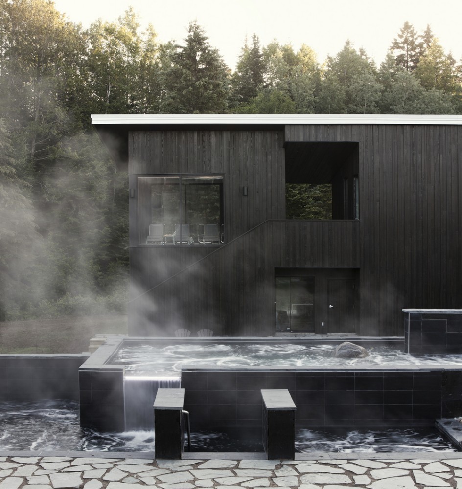 Station BLÜ / Blouin Tardif Architecture-Environnement