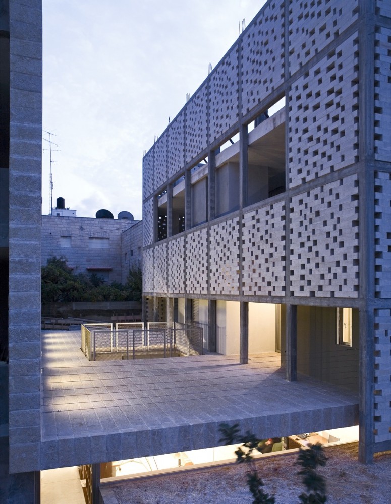 The Mashrabiya House / Senan Abdelqader
