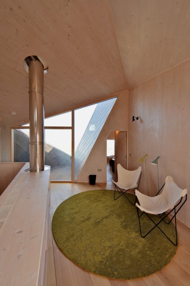 Dune House / JVA