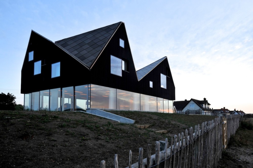 Dune House / JVA