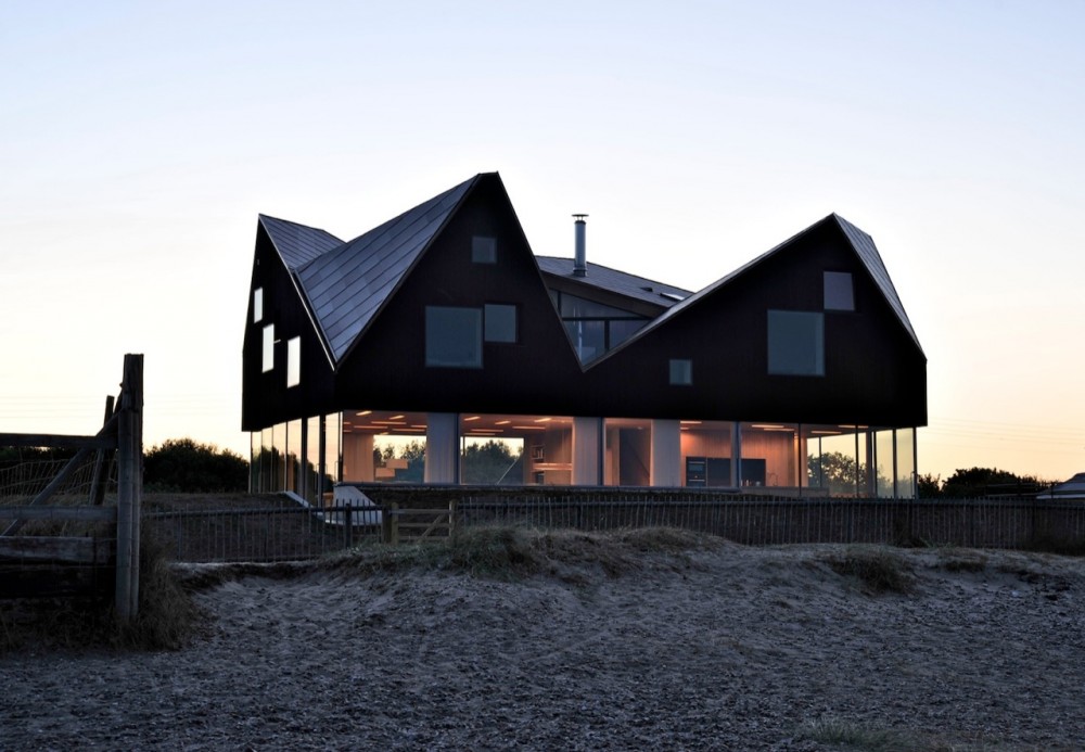 Dune House / JVA