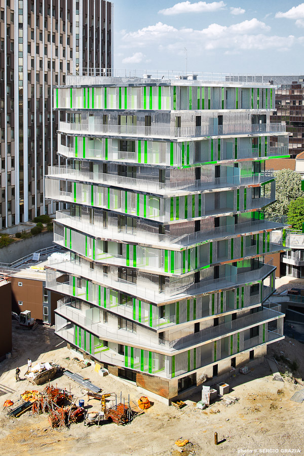 Villiot-Rapée Apartments / HAMONIC + MASSON