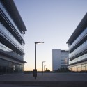 Pragal Civic Center and Almada Business Hotel / NLA - Nuno Leónidas Arquitectos (9) Pragal Civic Center and Almada Business Hotel / NLA - Nuno Leónidas Arquitectos (9) © José manuel
