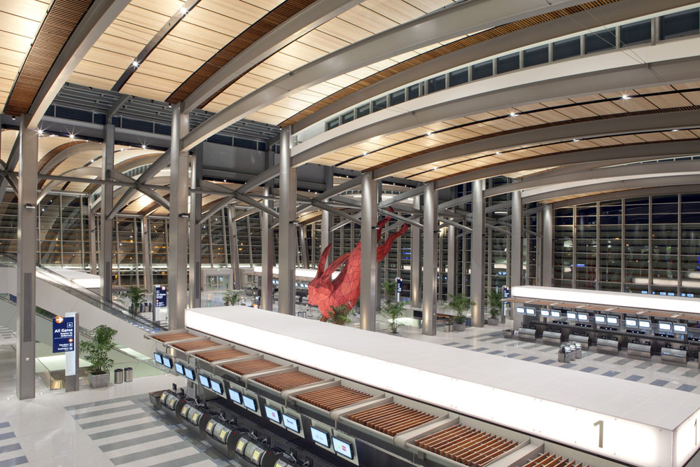 Sacramento International Airport / Corgan Associates with Fentress Architects